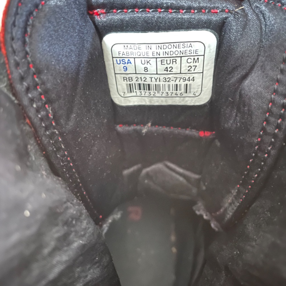 Reebok - Picture 6 of 6